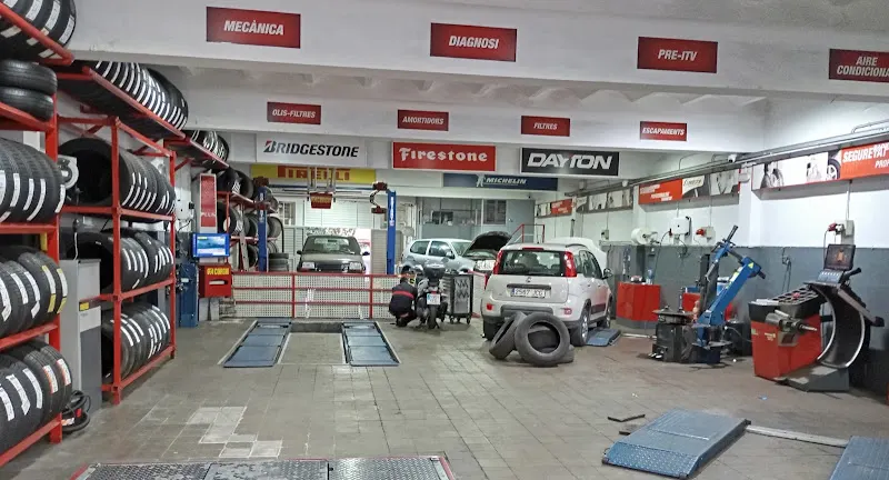 Grup B Automoció - Taller mecánico en Badalona - foto 2