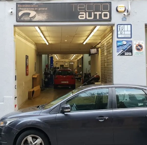 Castrol Service Taller TecnoAuto Sabadell - Taller mecánico en Sabadell - foto 2