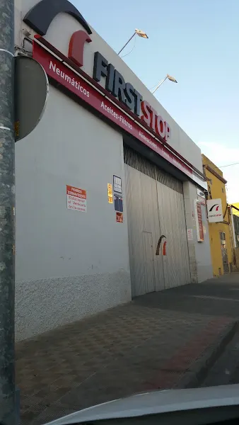 Neumáticos Pera - Tienda de neumáticos en Dos Hermanas - foto 2