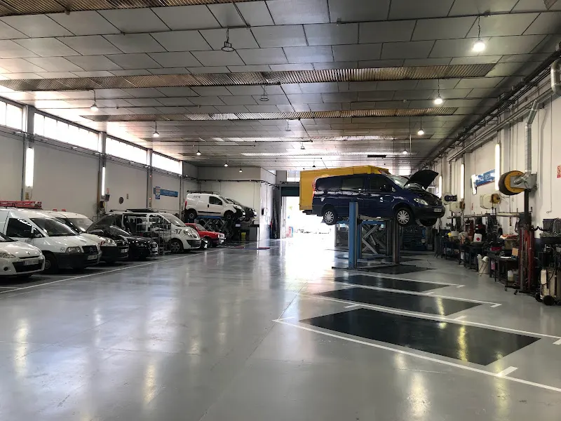 Bosch Car Service Electroauto Barras