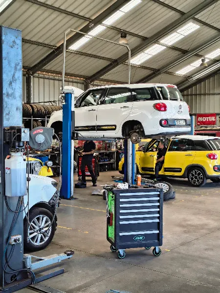 Punto Auto