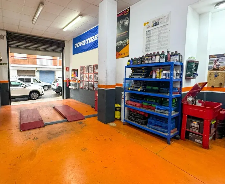 Taller Cánovas Élite Cars - Viladecans